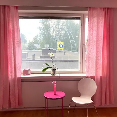 شقة Upea Asunto Kauppakadulla Lapuan Ydinkeskustassa *