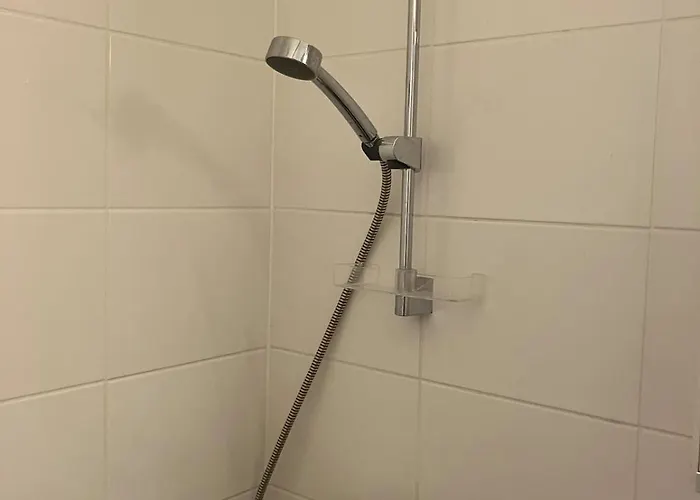 Upea Asunto Kauppakadulla Lapuan Ydinkeskustassa לפואה